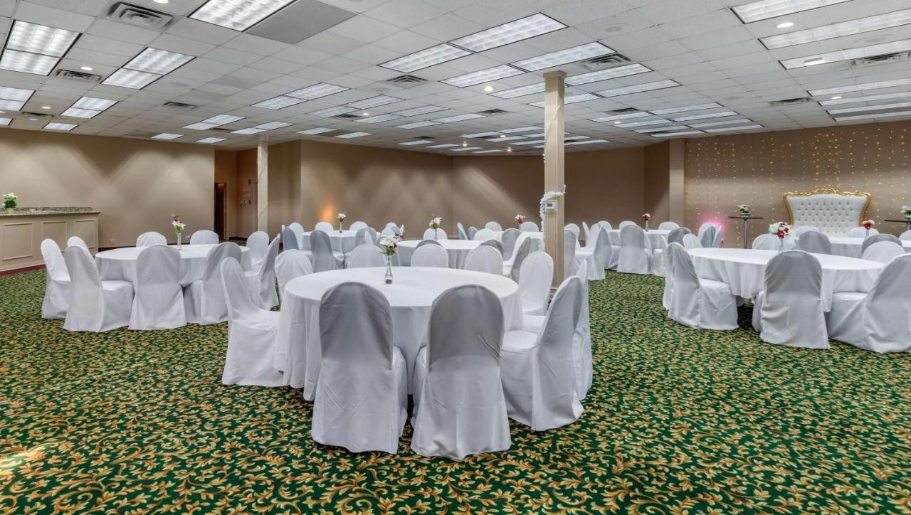 Magnuson Grand Hotel And Conference Center Tyler Ngoại thất bức ảnh