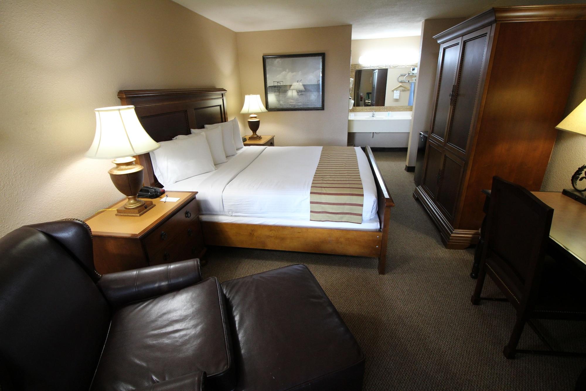 Magnuson Grand Hotel And Conference Center Tyler Ngoại thất bức ảnh