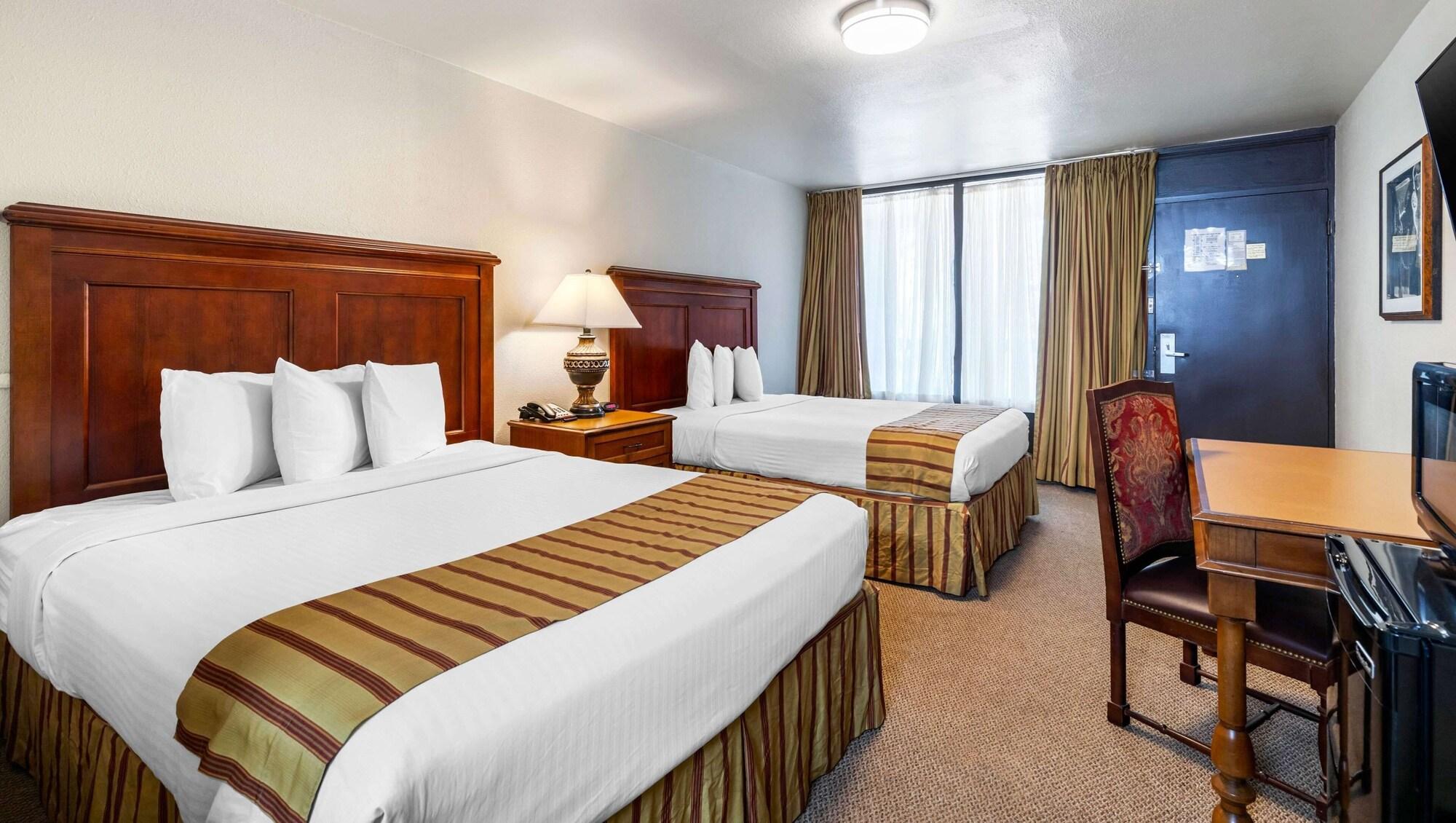Magnuson Grand Hotel And Conference Center Tyler Ngoại thất bức ảnh