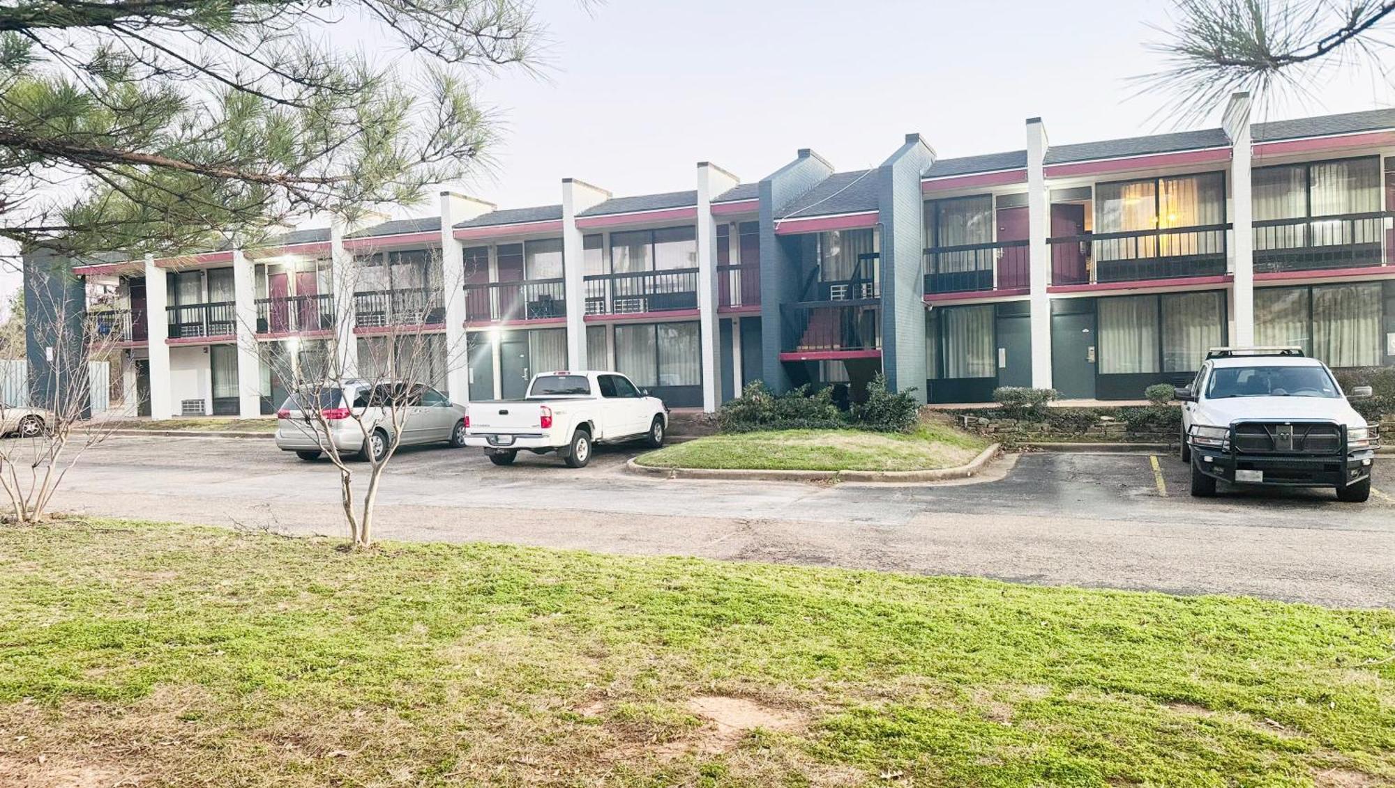 Magnuson Grand Hotel And Conference Center Tyler Ngoại thất bức ảnh