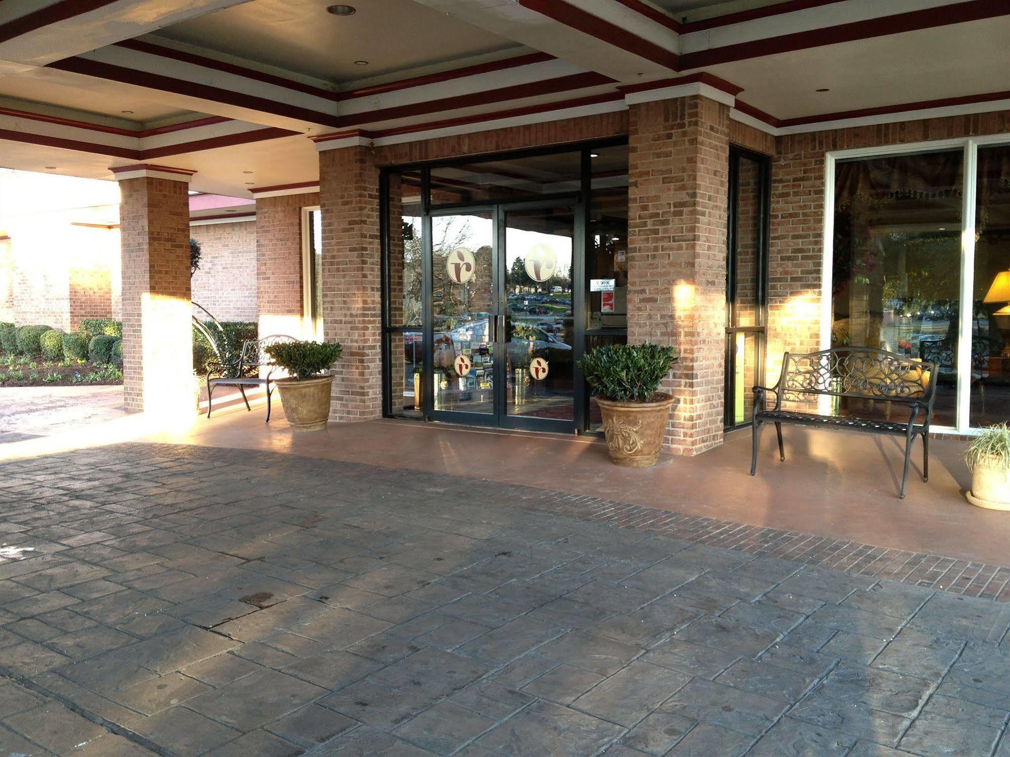Magnuson Grand Hotel And Conference Center Tyler Ngoại thất bức ảnh