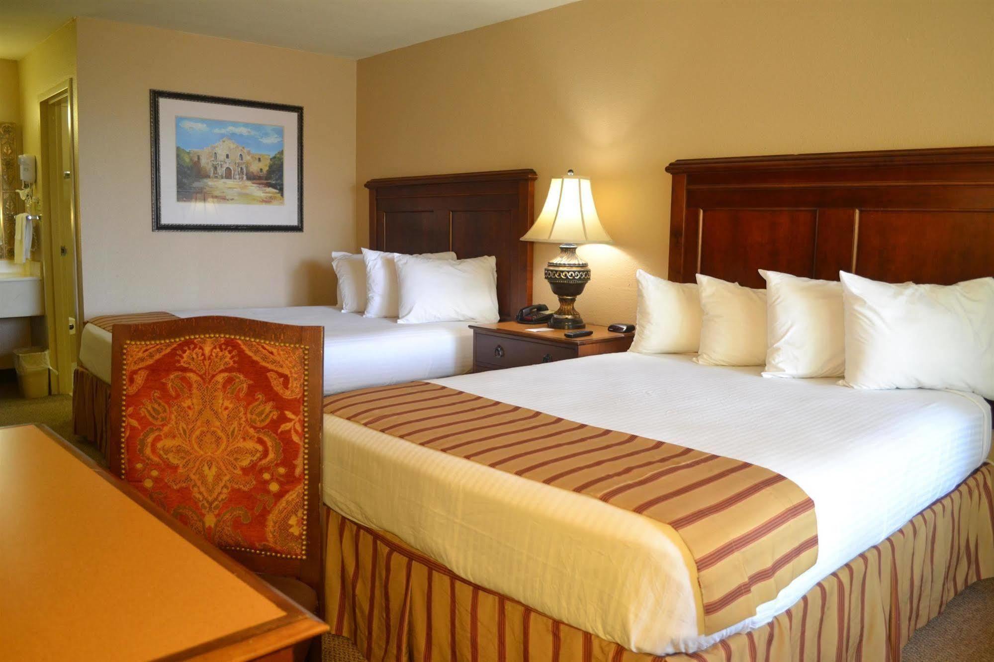 Magnuson Grand Hotel And Conference Center Tyler Ngoại thất bức ảnh
